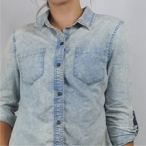 ✨ S A L E✨Love Notes Bleached Denim Button Up